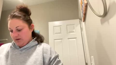 Snapshot of dollydimplez chatting on 2, 3, 2025 Dolly online show from 2, 3, 2025