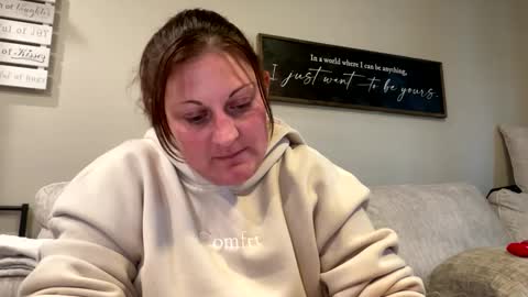 Snapshot of dollydimplez chatting on 4, 3, 2025 Dolly online show from 4, 3, 2025