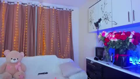 Dollya online show from 9, 2, 2025