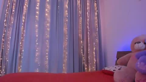 Snapshot of dollyiaa chatting on 10, 5, 2026 Dollya online show from 10, 5, 2026