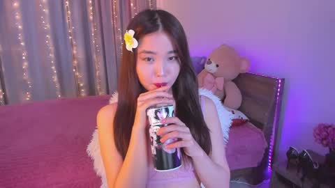 Snapshot of dollyiaa chatting on 13, 5, 2026 Dollya online show from 13, 5, 2026