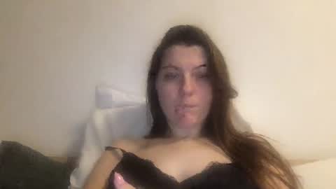 Snapshot of dollyroma chatting on 28, 10, 2025 DollyRoma online show from 28, 10, 2025