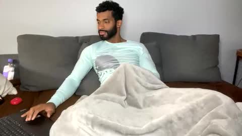 Snapshot of domidick7 chatting on 28, 11, 2025 Domi online show from 28, 11, 2025