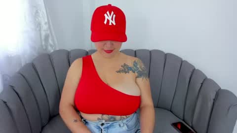 Snapshot of domina0 chatting on 27, 6, 2026 domi online show from 27, 6, 2026