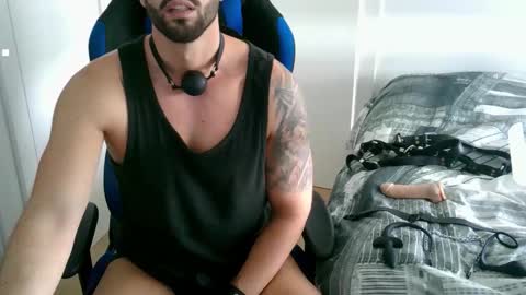 Snapshot of dominatedtitan chatting on 20, 9, 2025 DominatedTitan online show from 20, 9, 2025