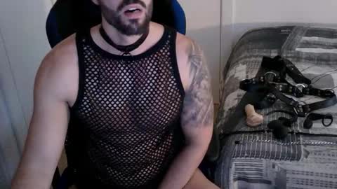 Snapshot of dominatedtitan chatting on 5, 10, 2025 DominatedTitan online show from 5, 10, 2025