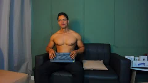 Snapshot of dominc_berry chatting on 25, 7, 2026 Dominc berry online show from 25, 7, 2026