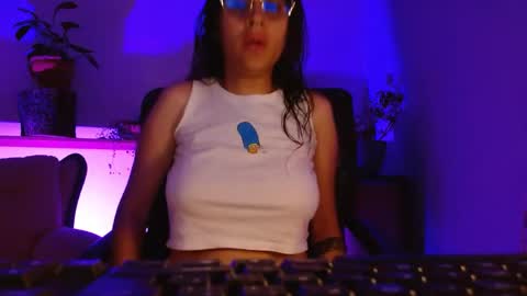   online show from 18, 5, 2026