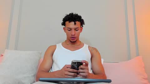 Snapshot of dominick_star chatting on 11, 1, 2025 Dominick Star online show from 11, 1, 2025