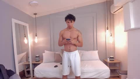 Snapshot of dominick_star chatting on 4, 10, 2025 Dominick Star online show from 4, 10, 2025