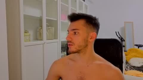 dominicvalente online show from 8, 2, 2026