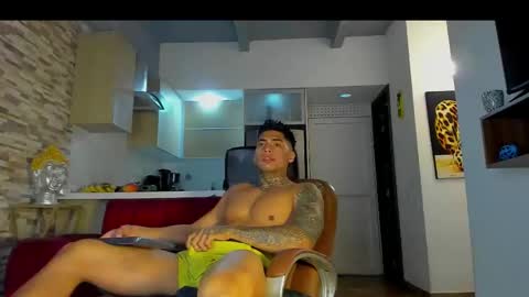 Snapshot of dominiofit chatting on 21, 9, 2025 Only fans Ronnie col---InstaRonniecolleman online show from 21, 9, 2025