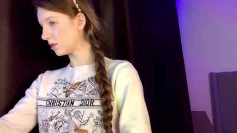 Kira online show from 12, 3, 2026