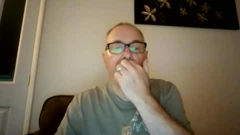 Snapshot of domjolly08 chatting on 12, 10, 2025 David uk online show from 12, 10, 2025