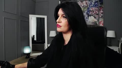 Snapshot of dommelisa chatting on 4, 12, 2024 Dom Melisa online show from 4, 12, 2024