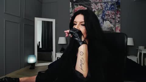 Snapshot of dommelisa chatting on 13, 12, 2024 Dom Melisa online show from 13, 12, 2024