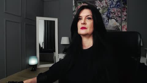 Snapshot of dommelisa chatting on 8, 2, 2025 Dom Melisa online show from 8, 2, 2025