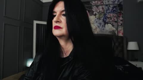 Snapshot of dommelisa chatting on 20, 10, 2025 Dom Melisa online show from 20, 10, 2025