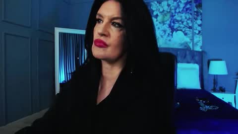 Snapshot of dommelisa chatting on 3, 12, 2025 Dom Melisa online show from 3, 12, 2025