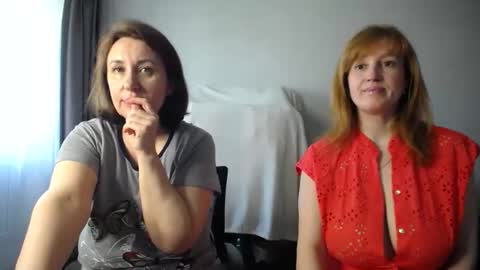 Snapshot of donnalimadonna chatting on 18, 5, 2026 Tatiana 43 curvy sexy body and Joanna redhead 39 years online show from 18, 5, 2026