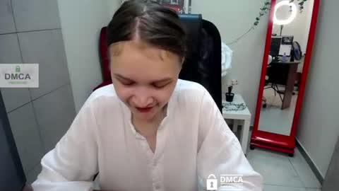 Snapshot of donnasia chatting on 13, 6, 2026 Sia online show from 13, 6, 2026