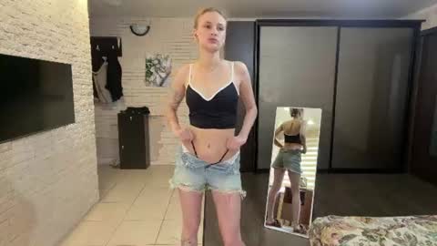 Snapshot of dont_stretch chatting on 17, 7, 2026 Flexi online show from 17, 7, 2026