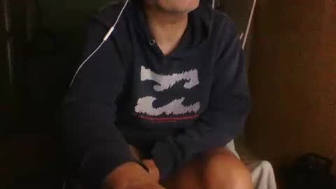 Snapshot of dontwalkonthegrass2 chatting on 16, 12, 2025 frenchfirefighter online show from 16, 12, 2025