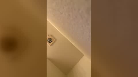 doodlez224472 online show from 21, 4, 2026