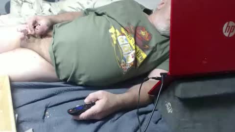 Snapshot of doouugcumming chatting on 23, 4, 2026 cummingdoouug online show from 23, 4, 2026