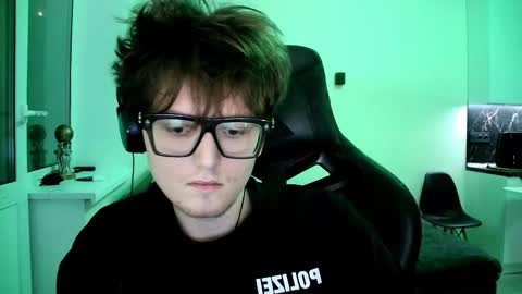 Snapshot of dopeboy277 chatting on 31, 10, 2025 dopeboy277 online show from 31, 10, 2025