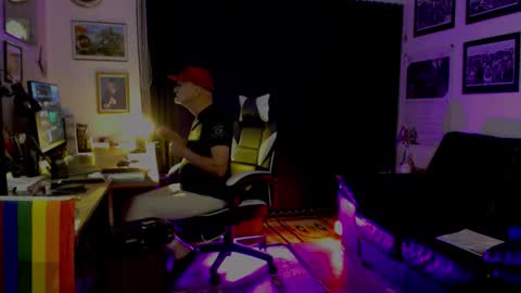 Snapshot of dopeleaf2 chatting on 13, 9, 2025 dopeleaf2 online show from 13, 9, 2025