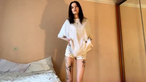 Lauren online show from 14, 4, 2026