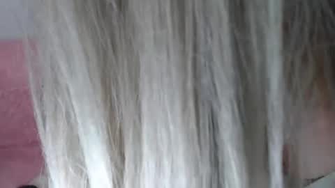 DorisBest online show from 6, 3, 2025