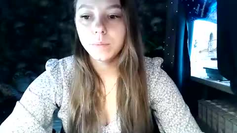 Snapshot of dorrie_ann chatting on 21, 12, 2025 Dorrie Ann online show from 21, 12, 2025