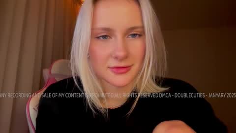 Lana  Eva  dont forget to give us a thumb up online show from 10, 1, 2025