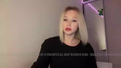 MOLLYYYY dont forget to give me a thumb up online show from 8, 12, 2024