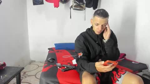 douglas_gallegos online show from 1, 4, 2026