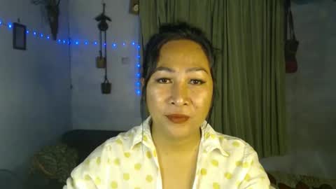 doyouwantme143 online show from 4, 10, 2025