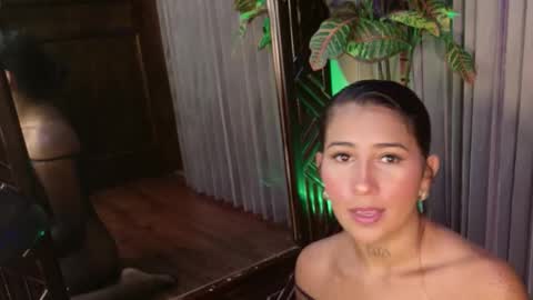 Lissa  Or DRACARYSS your dragon Queen  online show from 8, 1, 2026