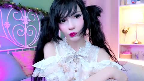 Snapshot of draculaura_ chatting on 19, 12, 2024 Draculaura online show from 19, 12, 2024