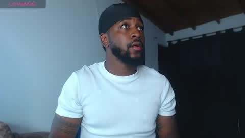 Snapshot of drake_nassir4 chatting on 6, 7, 2026 ---Drake--- online show from 6, 7, 2026