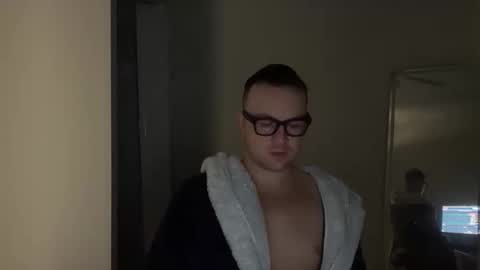 Snapshot of drakebrooks7 chatting on 12, 1, 2026 drakebrooks7 online show from 12, 1, 2026