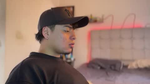 drakeeee online show from 6, 4, 2026