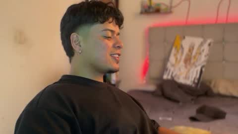 drakeeee online show from 15, 4, 2026