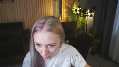 Lina online show from 14, 4, 2026