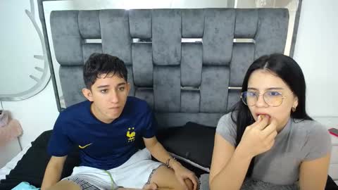 Snapshot of dravith_and_valery chatting on 14, 2, 2025 -- nicolle and jhon -- online show from 14, 2, 2025