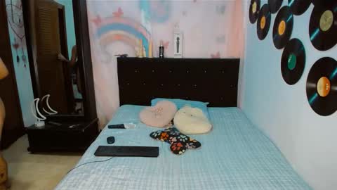 Snapshot of dream__girls69944 chatting on 8, 2, 2026 sharon online show from 8, 2, 2026