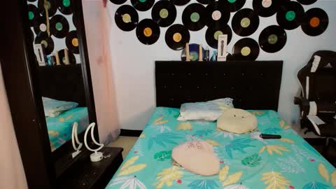 Snapshot of dream__girls69944 chatting on 18, 2, 2026 sharon online show from 18, 2, 2026