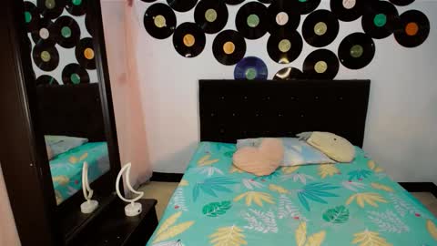 Snapshot of dream__girls69944 chatting on 23, 2, 2026 sharon online show from 23, 2, 2026