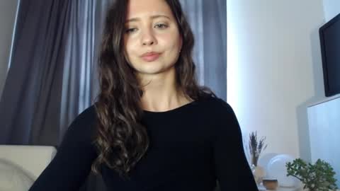 Snapshot of dream_nicole02 chatting on 9, 5, 2026 Nicole online show from 9, 5, 2026